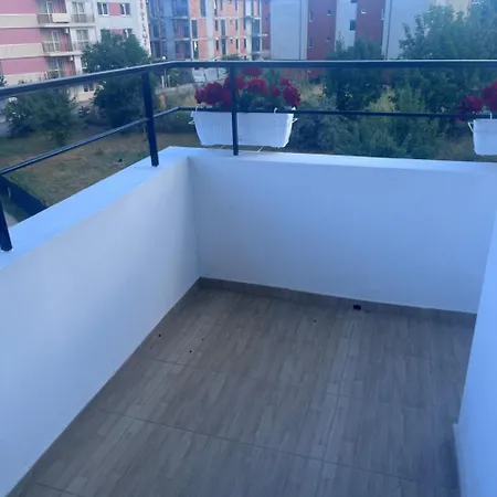Konukevi канаванс - 2 минути до плажа, Free Parking And Wifi *