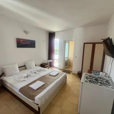 Gæstehus канаванс - 2 минути до плажа, Free Parking And Wifi *