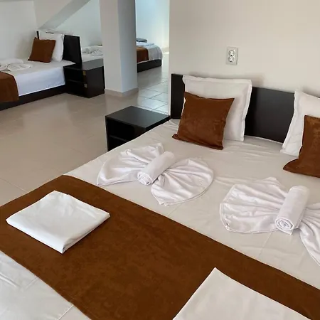 канаванс - 2 минути до плажа, Free Parking And Wifi Gæstehus